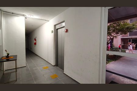 Apartamento para alugar com 42m², 2 quartos e sem vaga