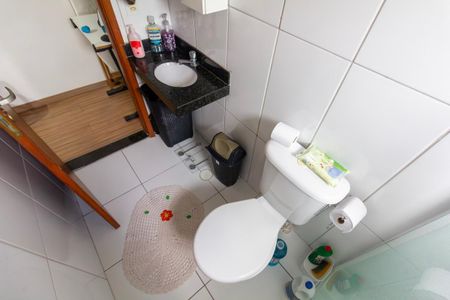 Casa de condomínio à venda com 78m², 3 quartos e 1 vagaBanheiro 1