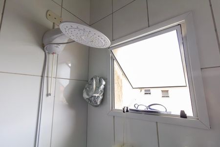 Casa de condomínio à venda com 78m², 3 quartos e 1 vagaBanheiro 1