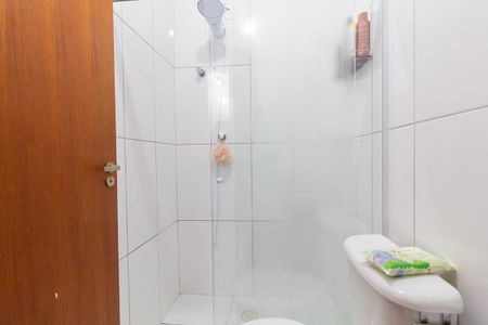 Casa de condomínio à venda com 78m², 3 quartos e 1 vagaBanheiro 2