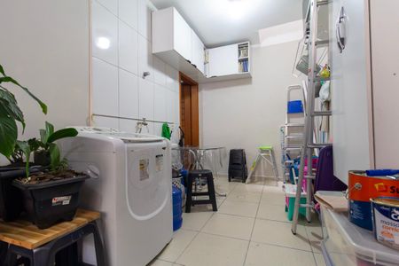 Casa de condomínio à venda com 78m², 3 quartos e 1 vagaÁrea de Serviço e garagem