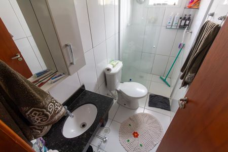 Casa de condomínio à venda com 78m², 3 quartos e 1 vagaBanheiro 1