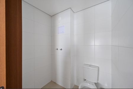 Banheiro Social de kitnet/studio à venda com 1 quarto, 26m² em São Judas, São Paulo