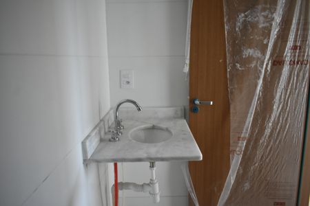 Apartamento à venda com 48m², 2 quartos e 1 vagaBanheiro Social