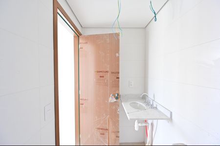 Apartamento à venda com 52m², 2 quartos e 1 vagaBanheiro Social