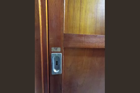 Apartamento à venda com 149m², 3 quartos e 3 vagas Apartamento à venda com 149m², 3 quartos e 3 vagasDeposito privativo