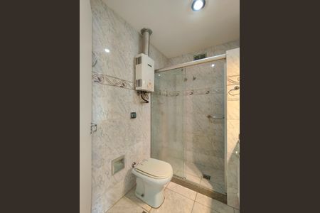 Apartamento para alugar com 142m², 3 quartos e 2 vagas Apartamento para alugar com 142m², 3 quartos e 2 vagasBanheiro Corredor