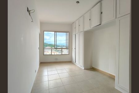 Apartamento para alugar com 142m², 3 quartos e 2 vagas Apartamento para alugar com 142m², 3 quartos e 2 vagasSuíte