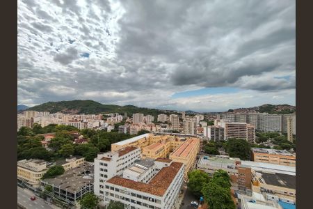 Apartamento para alugar com 142m², 3 quartos e 2 vagas Apartamento para alugar com 142m², 3 quartos e 2 vagasVista da Sala