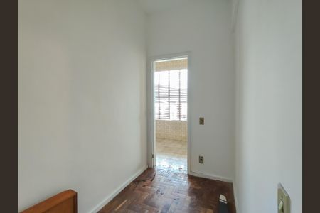 Apartamento para alugar com 142m², 3 quartos e 2 vagas Apartamento para alugar com 142m², 3 quartos e 2 vagasQuarto de Serviço