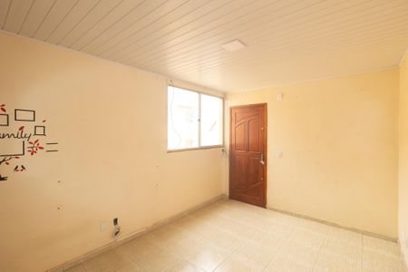 Sala de apartamento para alugar com 2 quartos, 50m² em Paciência, Rio de Janeiro