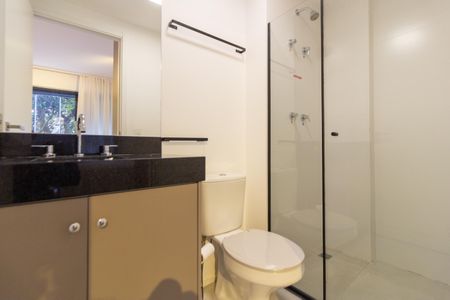 Banheiro de kitnet/studio para alugar com 1 quarto, 25m² em Cerqueira César, São Paulo