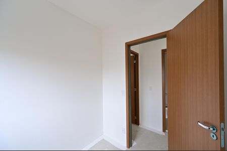 Apartamento à venda com 48m², 2 quartos e 1 vagaQuarto 2