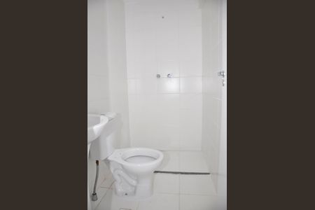 Apartamento para alugar com 42m², 2 quartos e sem vaga Apartamento para alugar com 42m², 2 quartos e sem vagaDetalhe - Banheiro Social