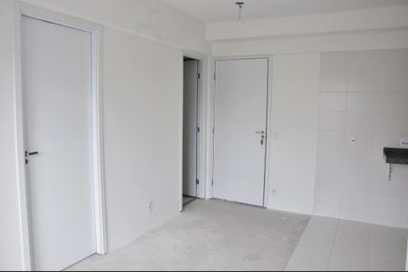 Apartamento para alugar com 42m², 2 quartos e sem vaga Apartamento para alugar com 42m², 2 quartos e sem vagaDetalhe - Sala