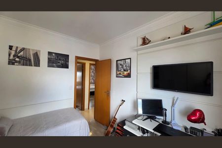 Apartamento à venda com 247m², 3 quartos e 3 vagasQuarto