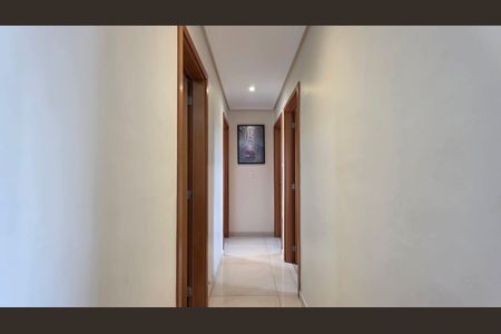 Apartamento à venda com 247m², 3 quartos e 3 vagasCorredor