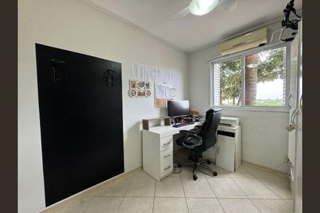 Quarto 1 de apartamento para alugar com 2 quartos, 54m² em Sarandi, Porto Alegre