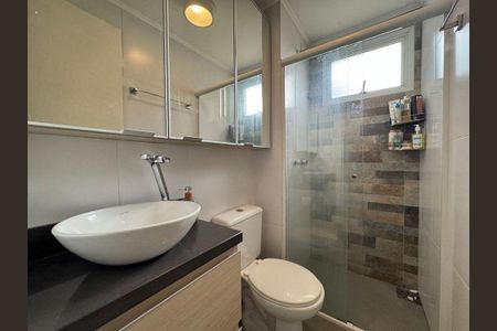 Apartamento para alugar com 54m², 2 quartos e sem vagaBanheiro 