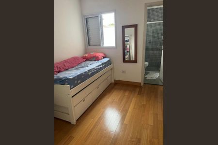 Foto 15 de casa à venda com 3 quartos, 250m² em Cambuci, São Paulo