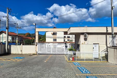 Apartamento para alugar com 48m², 2 quartos e 1 vaga Apartamento para alugar com 48m², 2 quartos e 1 vagaFachada