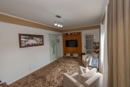 Casa para alugar com 270m², 5 quartos e 3 vagasSala de Estar