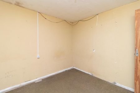 Quarto de casa à venda com 1 quarto, 65m² em São José, Porto Alegre