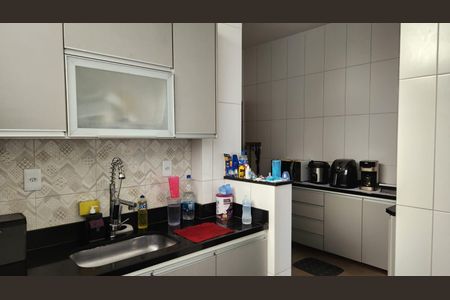 Cozinha de apartamento para alugar com 2 quartos, 117m² em Brás de Pina, Rio de Janeiro