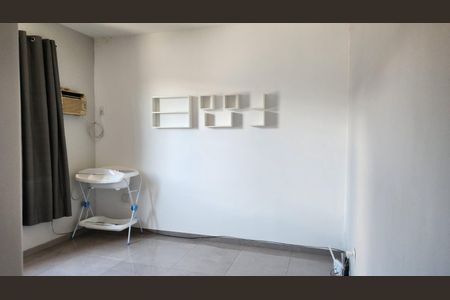 Quarto de apartamento para alugar com 2 quartos, 117m² em Brás de Pina, Rio de Janeiro