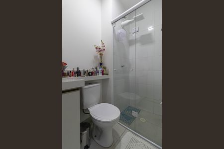 Apartamento à venda com 98m², 2 quartos e 1 vaga Apartamento à venda com 98m², 2 quartos e 1 vagaBanheiro