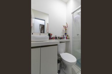 Apartamento à venda com 98m², 2 quartos e 1 vaga Apartamento à venda com 98m², 2 quartos e 1 vagaBanheiro