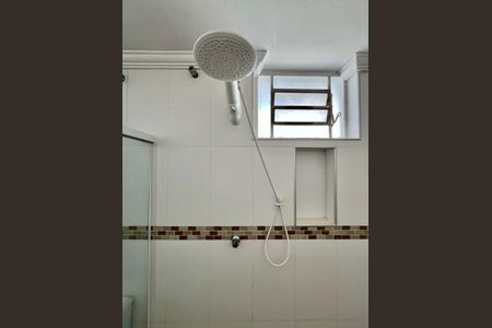 Casa à venda com 197m², 3 quartos e 5 vagas Casa à venda com 197m², 3 quartos e 5 vagasBanheiro da Suíte