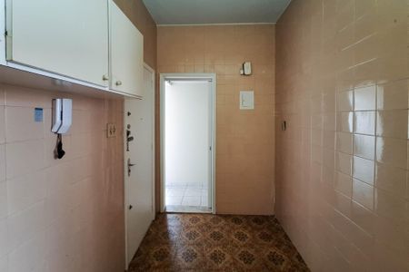 Apartamento à venda com 90m², 2 quartos e sem vaga Apartamento à venda com 90m², 2 quartos e sem vagaCozinha