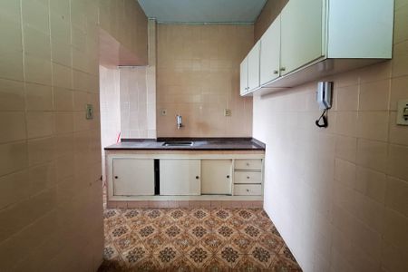 Apartamento à venda com 90m², 2 quartos e sem vaga Apartamento à venda com 90m², 2 quartos e sem vagaCozinha