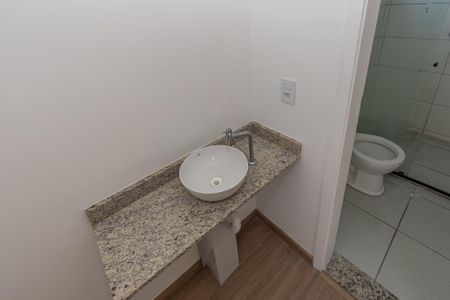 Banheiro da Suíte  de apartamento para alugar com 2 quartos, 56m² em Jardim Bela Vista, Sumaré