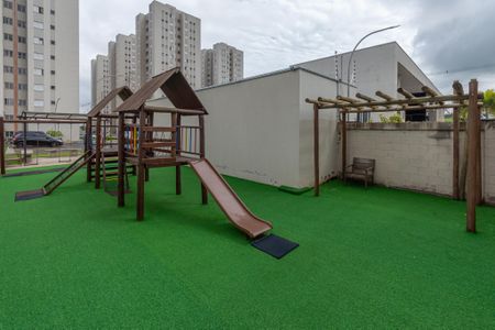 Apartamento para alugar com 56m², 2 quartos e 1 vaga Apartamento para alugar com 56m², 2 quartos e 1 vagaÁrea comum - Playground