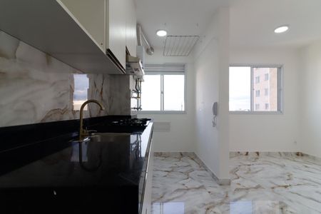 Apartamento para alugar com 38m², 2 quartos e sem vagaCozinha e Área de Serviço