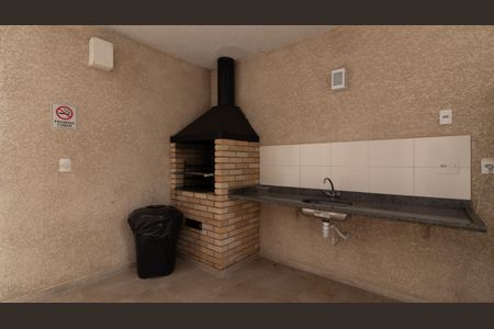 Apartamento para alugar com 38m², 2 quartos e sem vagaÁrea comum - Churrasqueira