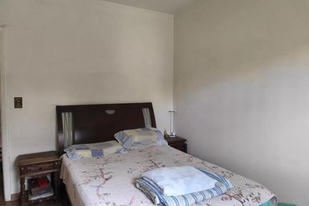 Foto 11 de casa à venda com 3 quartos, 220m² em Vila Monumento, São Paulo