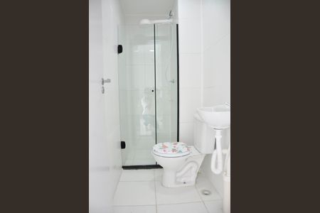 Apartamento para alugar com 32m², 2 quartos e sem vagaDetalhe - Banheiro Social