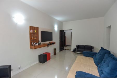 Apartamento para alugar com 105m², 2 quartos e 1 vagaSala