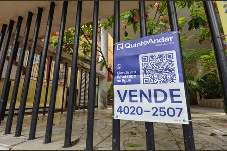 Apartamento para alugar com 105m², 2 quartos e 1 vagaFachada