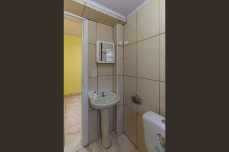 Banheiro da Suíte de casa para alugar com 2 quartos, 70m² em Vila Granada, São Paulo