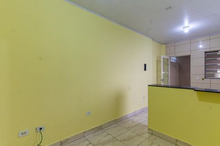 Sala de casa para alugar com 2 quartos, 70m² em Vila Granada, São Paulo