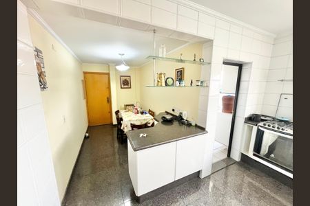 Apartamento à venda com 125m², 3 quartos e 3 vagasCozinha