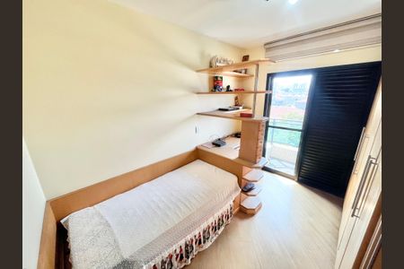 Apartamento à venda com 125m², 3 quartos e 3 vagasQuarto 2