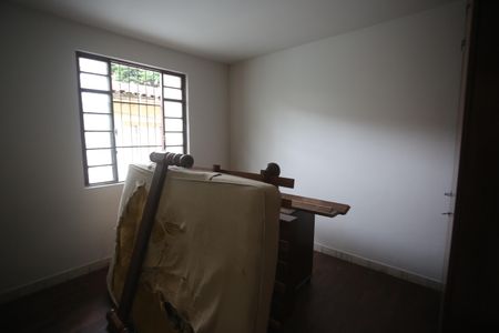 Casa à venda com 400m², 6 quartos e 3 vagasQuarto