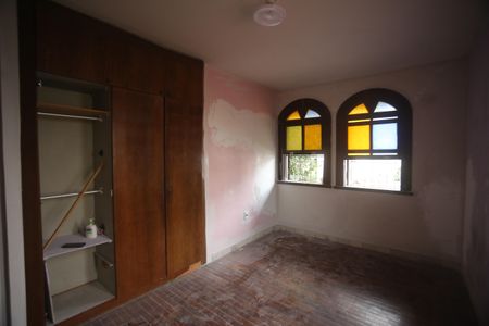 Casa à venda com 400m², 6 quartos e 3 vagasQuarto 4