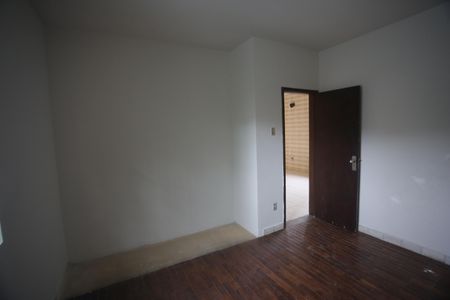 Casa à venda com 400m², 6 quartos e 3 vagasQuarto 2