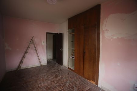 Casa à venda com 400m², 6 quartos e 3 vagasQuarto 4